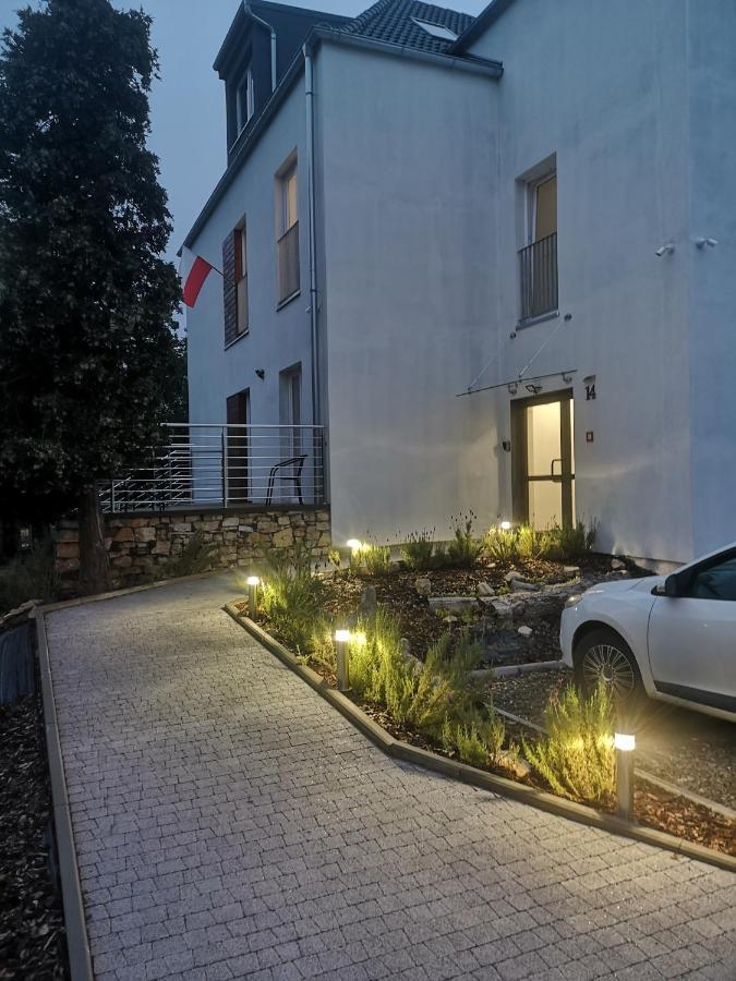 Apartamenty Lawendowy Zakatek 2 Ополе Екстериор снимка